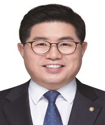 김성수